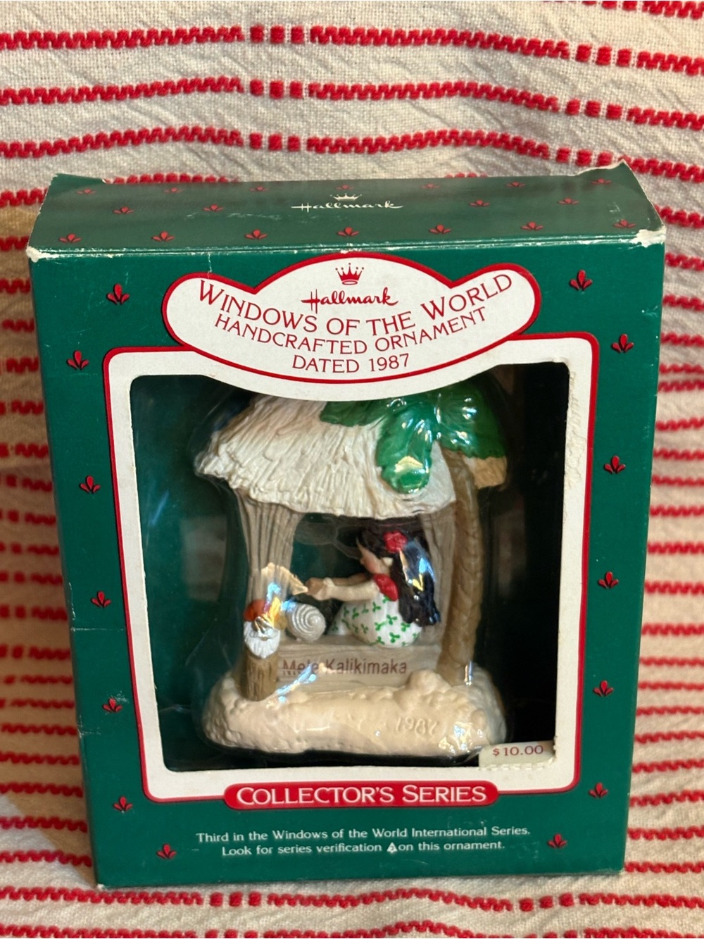 Vintage Hallmark Christmas in Polynesia Ornament from Windows of the World 1987